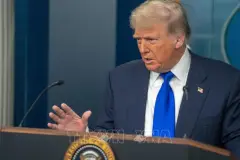 Trump: Uranyumdan vazgeçilmesi yaptırımların kalkacağı anlamına gelmez