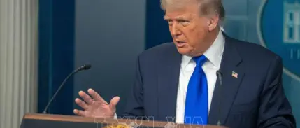 Trump: Uranyumdan vazgeçilmesi yaptırımların kalkacağı anlamına gelmez