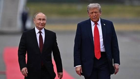 Trump ve Putin anlaştı: ABD'ye dizel taşıyan ilk tanker yola çıktı