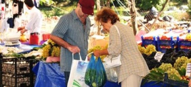 Tüketici güveni üç aydır aralıksız düşüyor