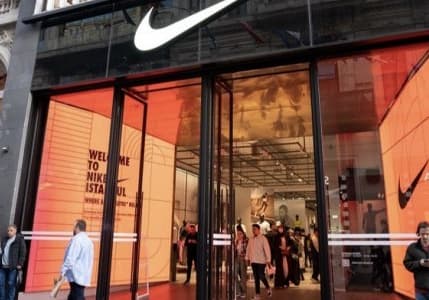 Tüm Türkiye'deki Nike mağazalarında grev kararı!