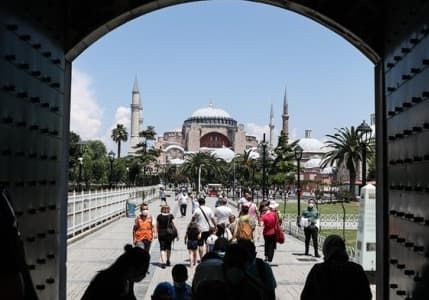 Turist sayısı 2 ayda 4 milyonu aştı: En çok giriş yapılan sınır kapıları belli oldu