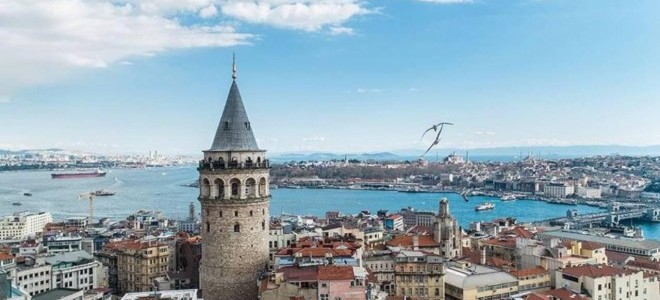 Turist sayısında pandemiden bu yana ilk düşüş
