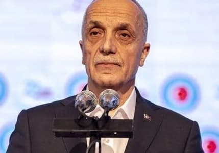 "Taşeron işçilerin kadro sorununa 'Meclis kapanmadan' çözüm istiyoruz"
