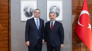 Türk Telekom CEO’su Şahin ve TCMB Başkanı Karahan bir araya geldi