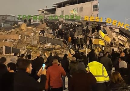 Türkiye'deki deprem çevre ülkelerde de hissedildi