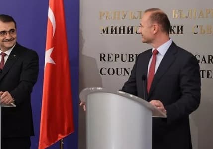 Türkiye ile Bulgaristan arasında doğal gaz satışı için imzalar atıldı
