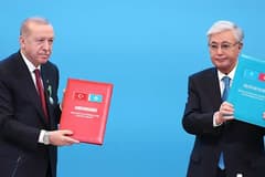 Türkiye ile Kazakistan arasında 13 anlaşma imzalandı