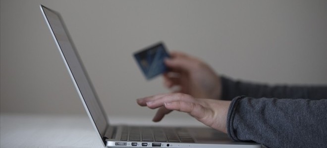 Türkiye'nin e-ticaret hacmi 1,85 trilyon TL'ye ulaştı