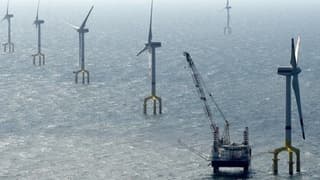 Türkiye'nin ilk deniz üstü rüzgar enerjisi santrali için aday bölgeler açıklandı