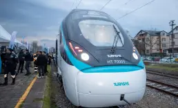 Türkiye'nin milli elektrikli hızlı treni rekorunu yeniledi
