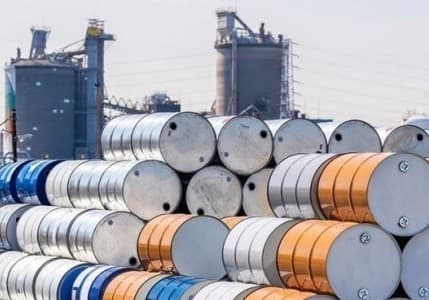 Türkiye'nin petrol ithalatı yıla düşüşle başladı