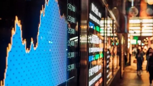 Türkiye’nin risk primi düştü: Borsa yeni güne güçlü alımlarla başladı