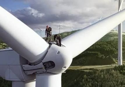 Türkiye'nin yenilenebilir enerji planları Londra'da yatırımcılarla paylaşıldı