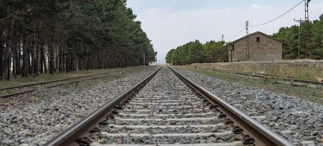 Türkiye'ye 2,4 milyar euroluk demir yolu finansmanı