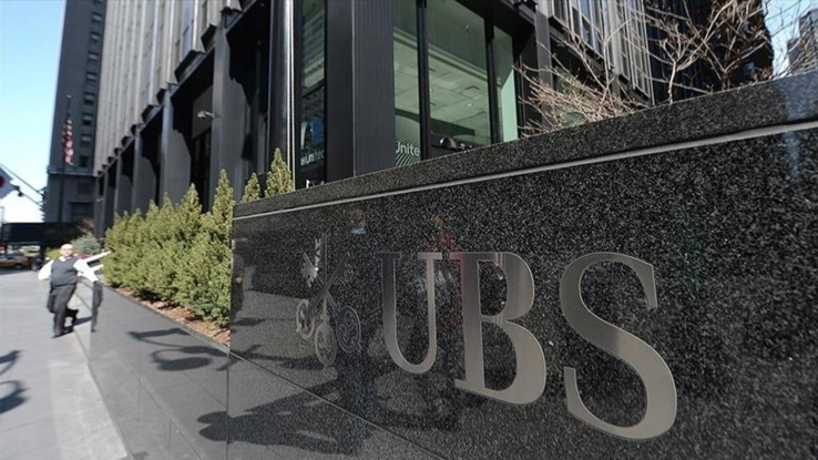 UBS altın fiyat tahminlerini aşağı yönlü revize etti
