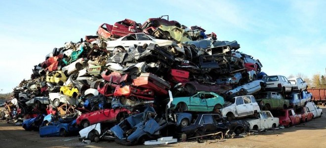 Üç yılda yaklaşık 10 bin hurda araç ekonomiye kazandırıldı