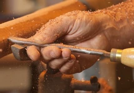 Ücretsiz Dükkanlarda 15 Günde Bir El Ürünlerini Satıyorlar