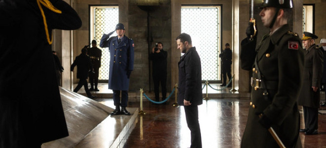 Ukrayna lideri Zelenskiy'nin ilk durağı Anıtkabir oldu