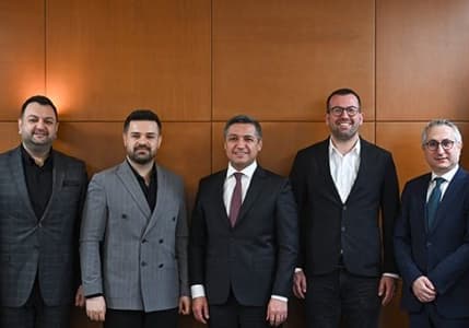 Ülke tarihinin en yüksek tutarlı taşınmaz ihalesinde sözleşme imzalandı