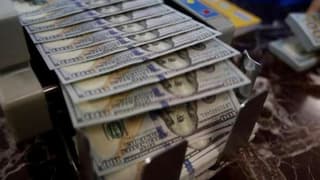 Uluslararası yatırım pozisyonu açığı Ağustos’ta 332.2 milyar dolara geriledi