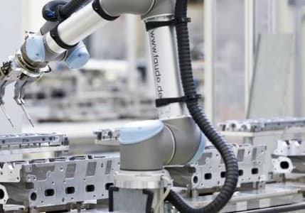 Universal Robots 2017'de Yüzde 72 Büyüdü