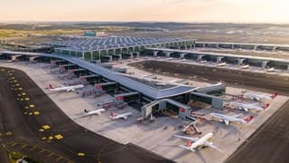 Uraloğlu: İstanbul havalimanları 8 ayda Türkiye nüfusunun yüzde 95’ini taşıdı