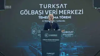 Uraloğlu: Yeni petrolün veri olduğunu çok iyi biliyoruz