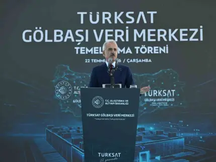 Uraloğlu: Yeni petrolün veri olduğunu çok iyi biliyoruz