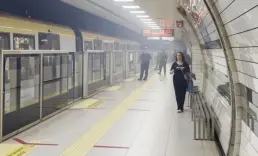 Üsküdar-Sultanbeyli Metro Hattı'nda kabloların patlaması nedeniyle seferler aksadı