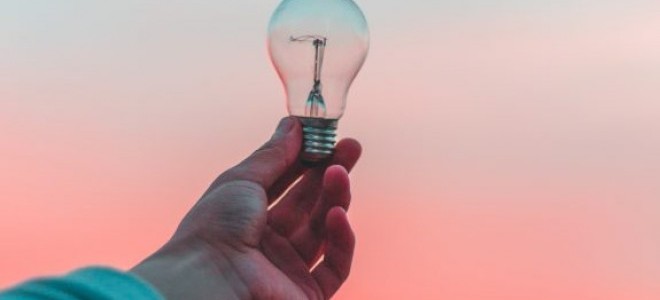 'Üst Düzey Yöneticiler Evlerinde İş Bekliyor'