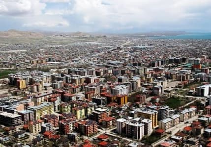 Van’da Fransız Firma, Bin Kişinin İstihdam Edileceği Çağrı Merkezi Kuruyor