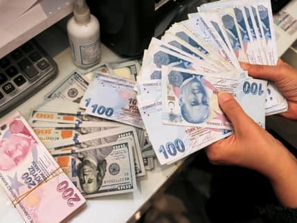 Vatandaşın döviz mevduatı yükseldi