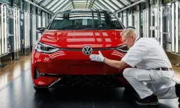 Volkswagen'dan 660 bin çalışana "2030'a kadar sıfır zam" planı