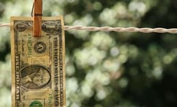 Warren Buffett'ın şirketi trilyonerler kulübünün yeni üyesi oldu