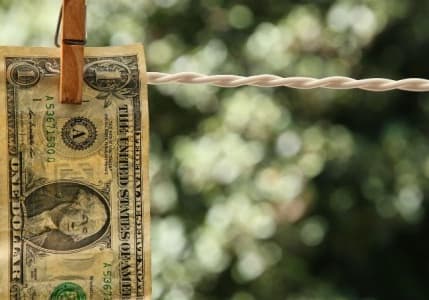 Warren Buffett'ın şirketi trilyonerler kulübünün yeni üyesi oldu