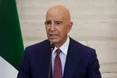 Washington'da Tom Barrack'ın görevden alınması için kampanya başlatıldı