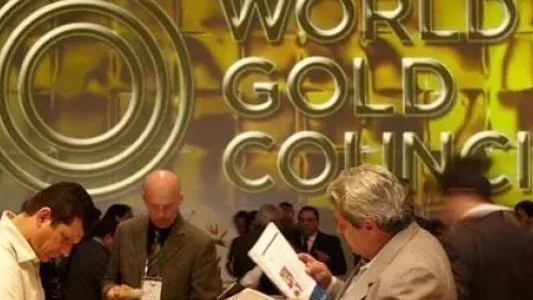 WGC: Altın martta tüm büyük para birimleri karşısında değer kaybetti