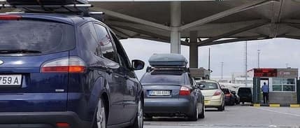 Yabancı plakalı araçlara kesilen ceza ödenmeden yurt dışına çıkılamayacak