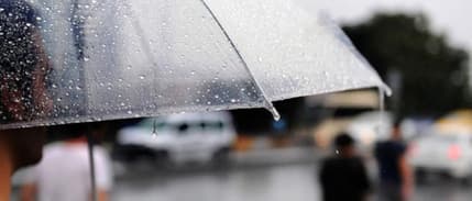 Yağmur ve fırtına alarmı: İstanbul'da okullar tatil edildi 