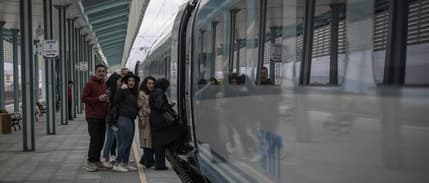 Yaklaşık 3,8 milyon genç bu yıl yüzde 15 indirimli seyahat etti