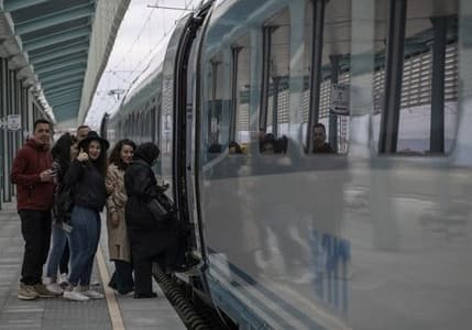 Yaklaşık 3,8 milyon genç bu yıl yüzde 15 indirimli seyahat etti