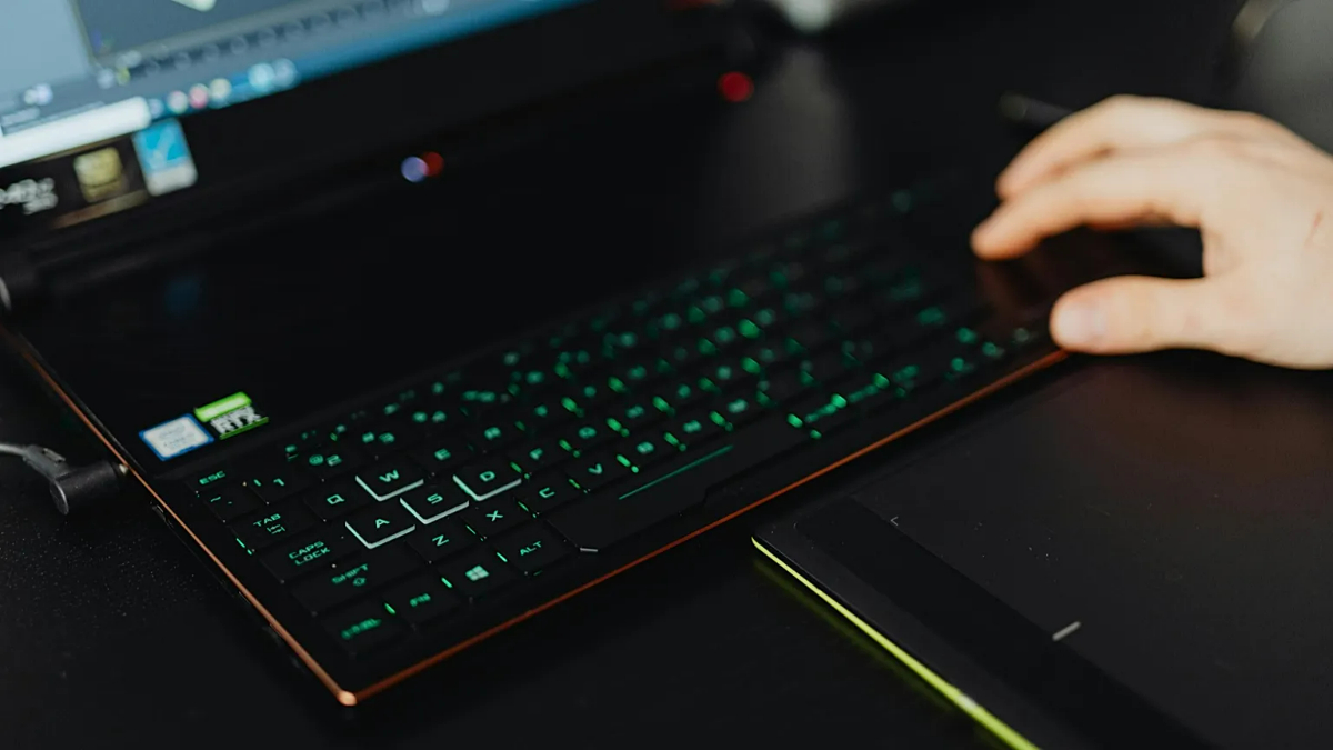 Yapay zeka aracı bir şirketin tüm veri tabanını 9 saniyede sildi