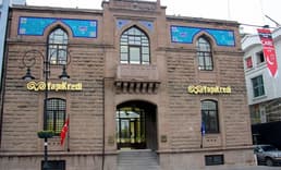Yapı Kredi'den ilk mavi tahvil ihracı