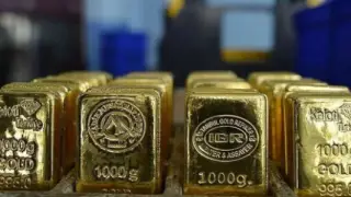 Yatırımcılar alıma döndü: Altın iki haftanın en yüksek seviyesini gördü