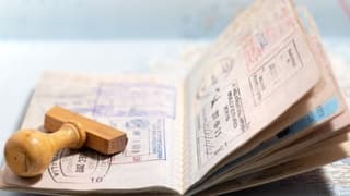 YEDAB: Yurt dışında okumak isteyen gençler vize engeline takılıyor