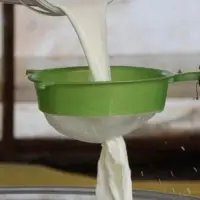 Yeterlilik belgeli çalışanların topladığı süte ilave destek