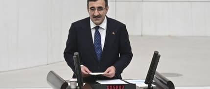 Yılmaz: Vergi tabanını genişleterek dolaysız vergilerin payını artıracağız