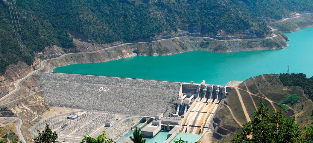 Yoğun kar yağışı HES üretiminde umutları yeşertti