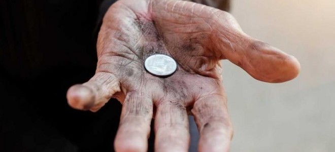 Yoksulluk sınırı 6 bin 705 liraya geriledi